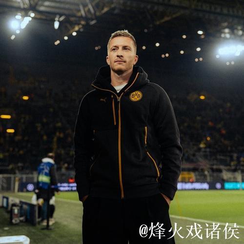 罗伊斯重返多特主场,俱乐部官方社媒发文欢迎 罗伊斯重返多特主场,俱乐部官方社媒发文欢迎