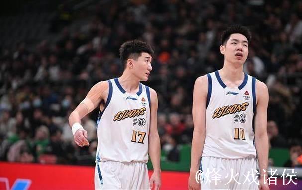 孙铭徽不高兴！拒绝布朗示好，两场比赛拿13分，1个难题困扰王博