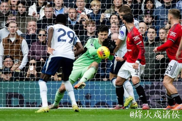 TA：姆伯莫和阿马德能踢对伯恩茅斯的比赛，马兹拉维出战存疑